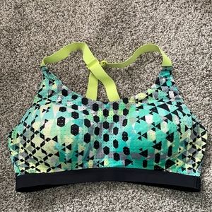 Victorias Sport lightweight Sports Bra